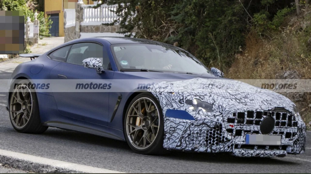 Новий Mercedes-AMG GT 63 Pro показали до прем’єри: головну зміну вже не приховують