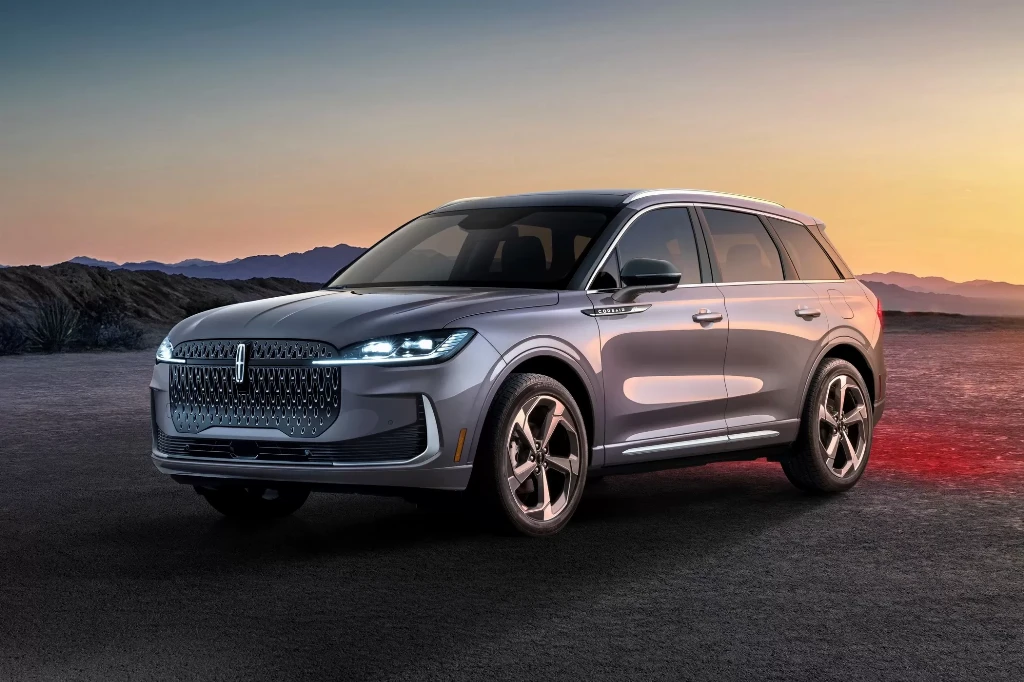 Від $48 790: Lincoln Corsair повернувся на ринок США у варіанті гібриду