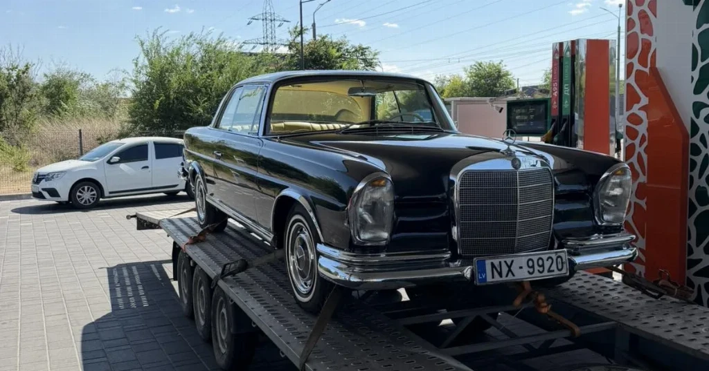 Mercedes-Benz W111 Mercedes-Benz W111