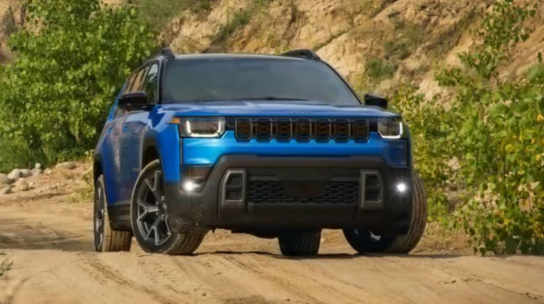 Названо дату виходу нового Jeep Cherokee: легенду кардинально змінять і зроблять дешевшою
