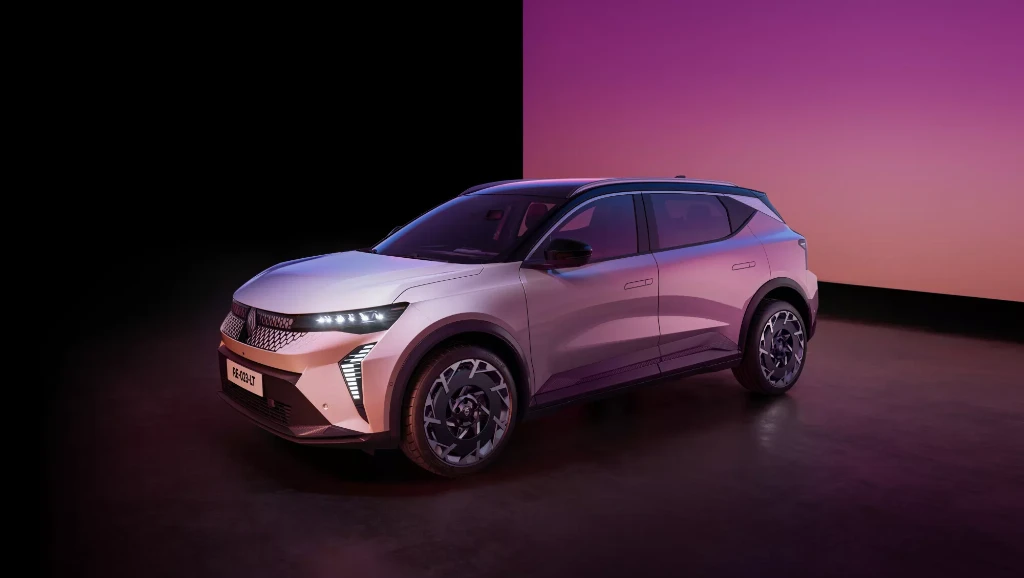 Renault оновила недорогий електричний Scenic: запас ходу зріс до 642 км