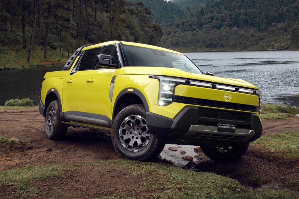 Плагін-гібридний пікап Nissan Navara Pro йде на світові ринки